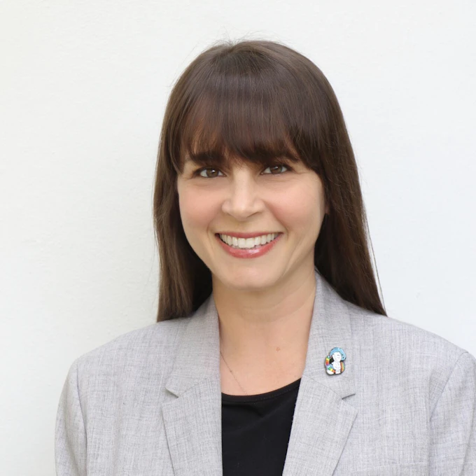 Headshot of Jennifer Solomon